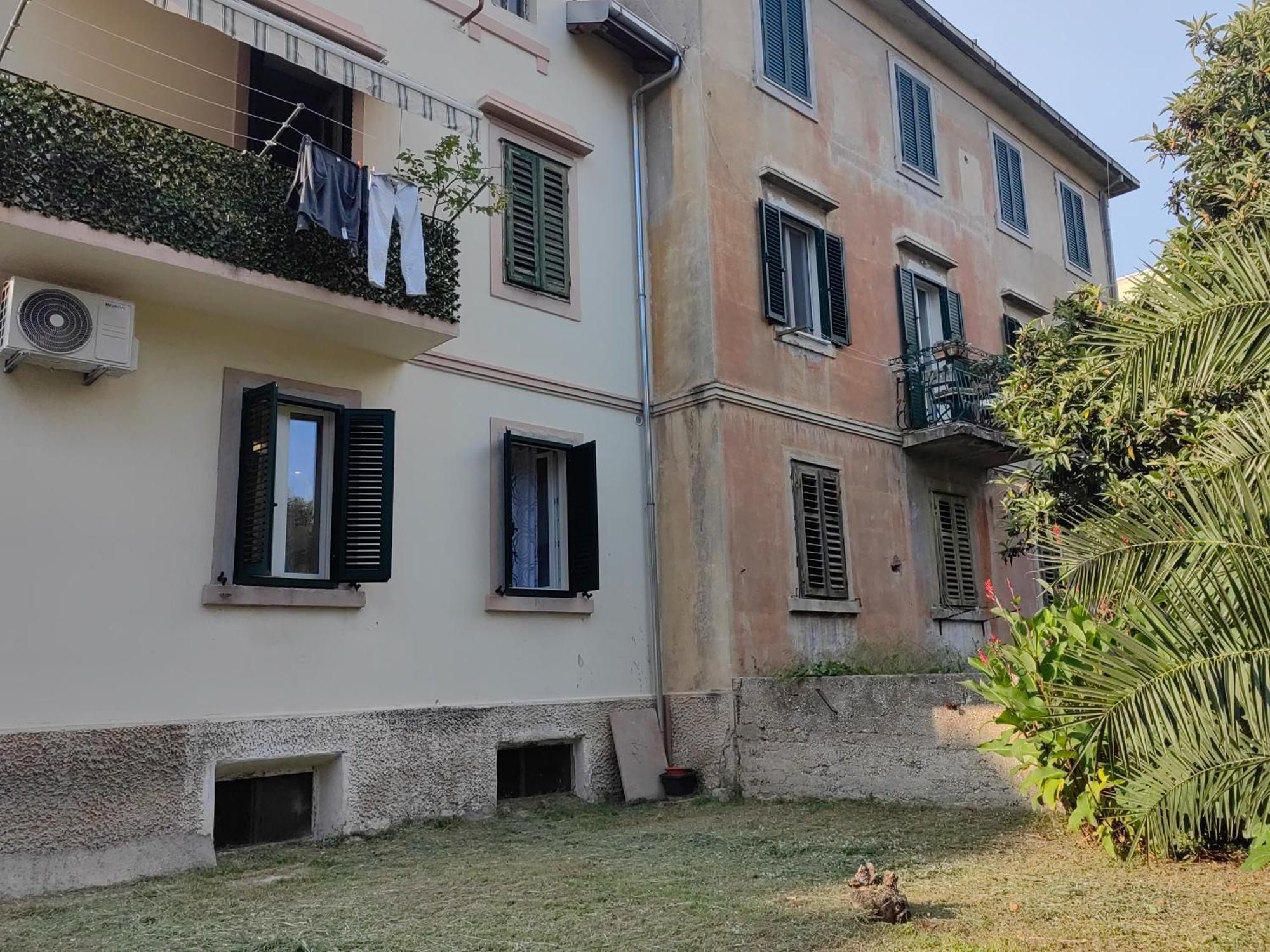 Relax And Enjoy Apartments Spalato Esterno foto