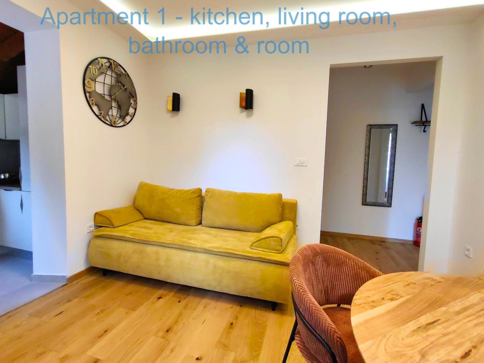 Relax And Enjoy Apartments Spalato Esterno foto